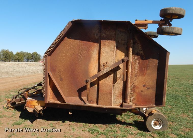 image for item DJ8261 Woods 32400 batwing rotary mower