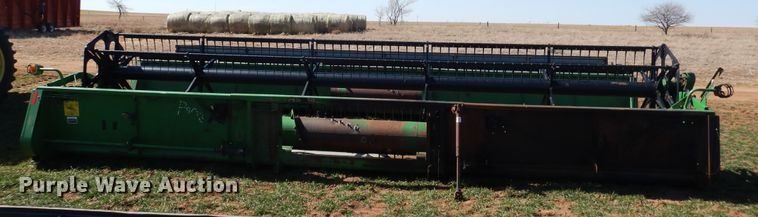 image for item DJ8268 1998 John Deere 925  flex head