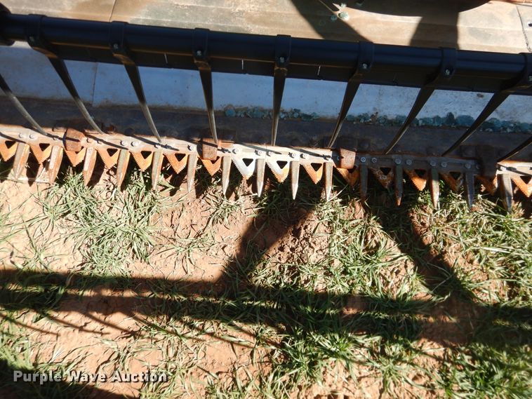 image for item DJ8268 1998 John Deere 925  flex head