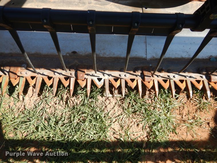 image for item DJ8268 1998 John Deere 925  flex head