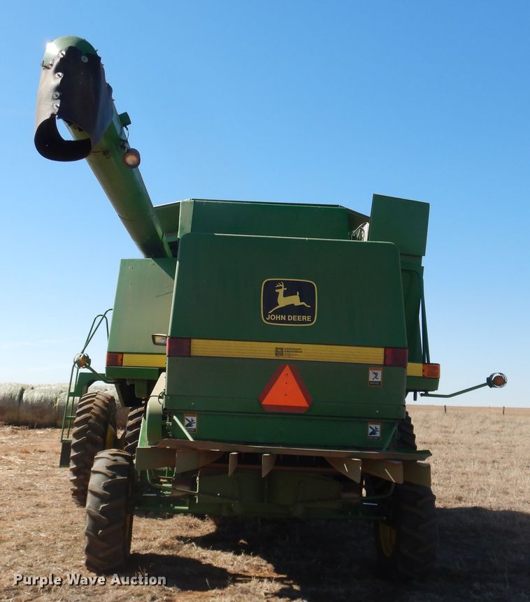 image for item DJ8270 1998 John Deere 9610  combine