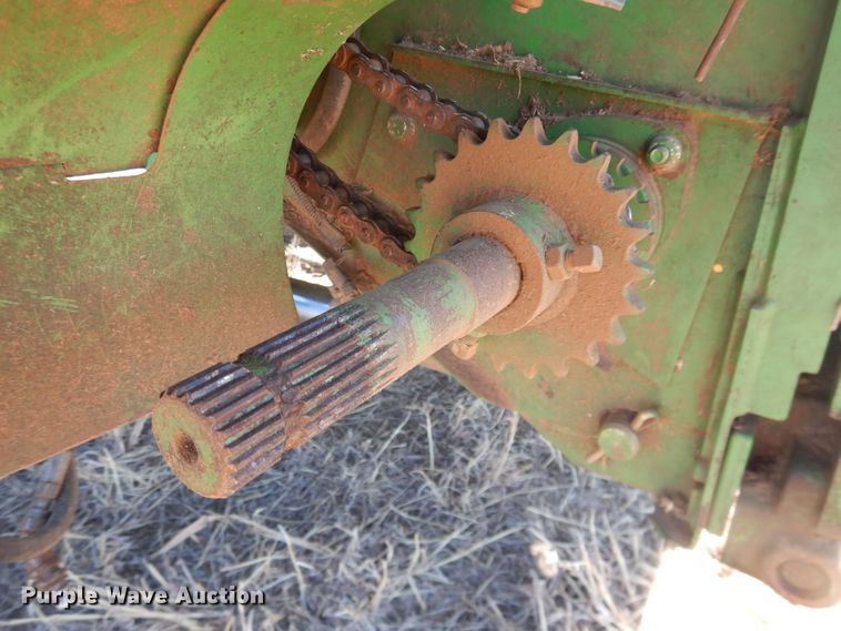 image for item DJ8270 1998 John Deere 9610  combine