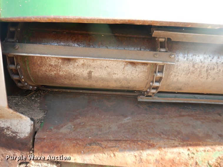 image for item DJ8270 1998 John Deere 9610  combine