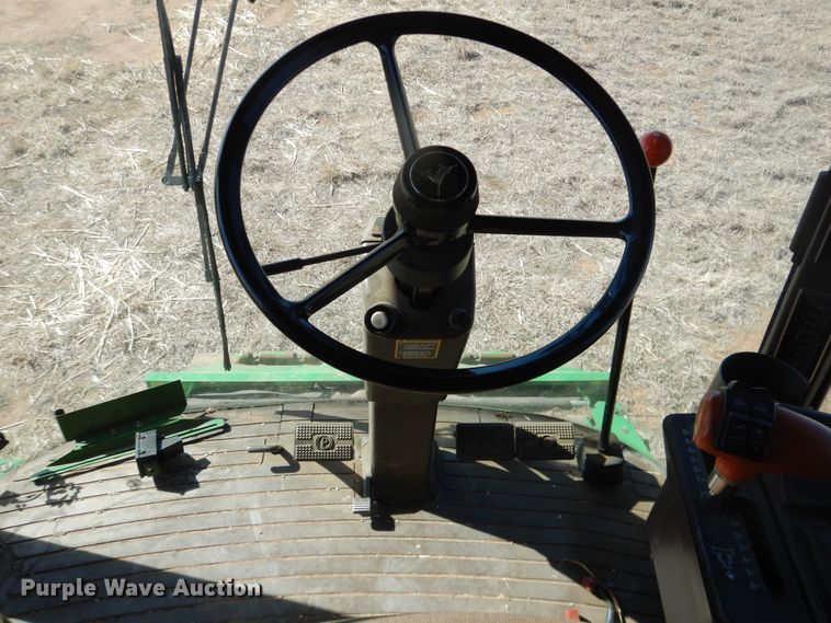 image for item DJ8270 1998 John Deere 9610  combine