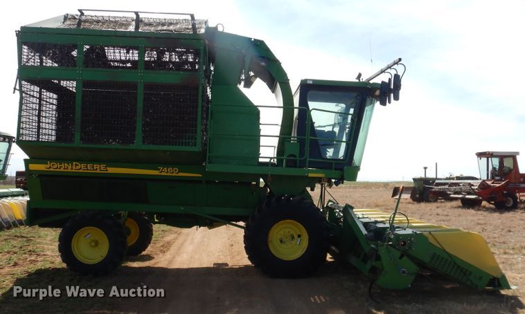 image for item DJ8272 2005 John Deere 7460  cotton stripper