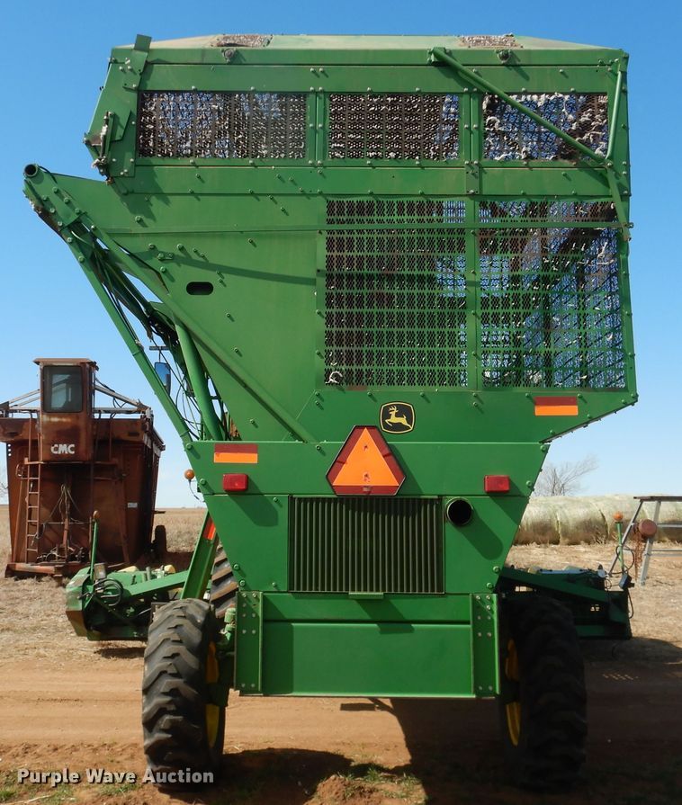 image for item DJ8272 2005 John Deere 7460  cotton stripper