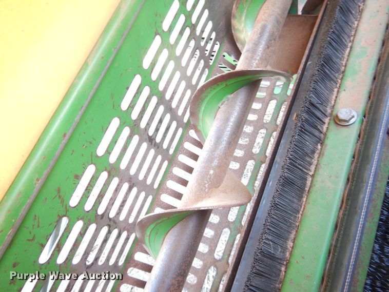 image for item DJ8272 2005 John Deere 7460  cotton stripper