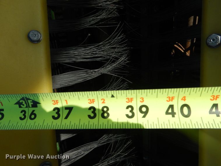 image for item DJ8272 2005 John Deere 7460  cotton stripper