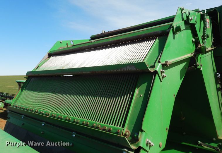 image for item DJ8272 2005 John Deere 7460  cotton stripper