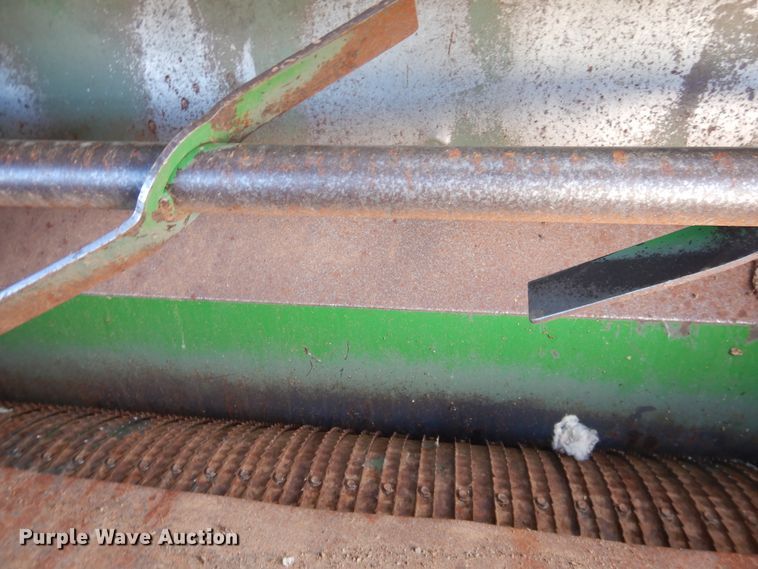 image for item DJ8272 2005 John Deere 7460  cotton stripper
