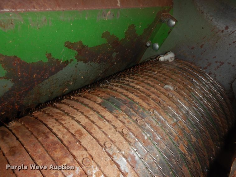 image for item DJ8272 2005 John Deere 7460  cotton stripper