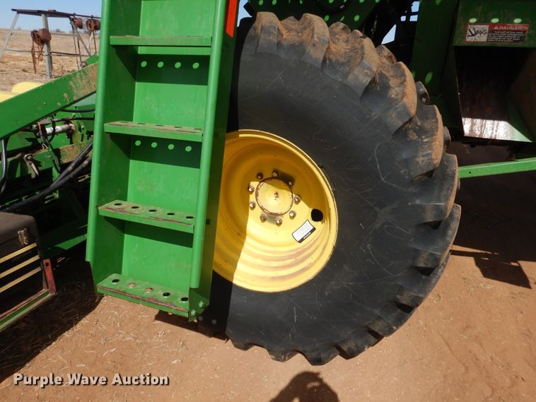 image for item DJ8272 2005 John Deere 7460  cotton stripper