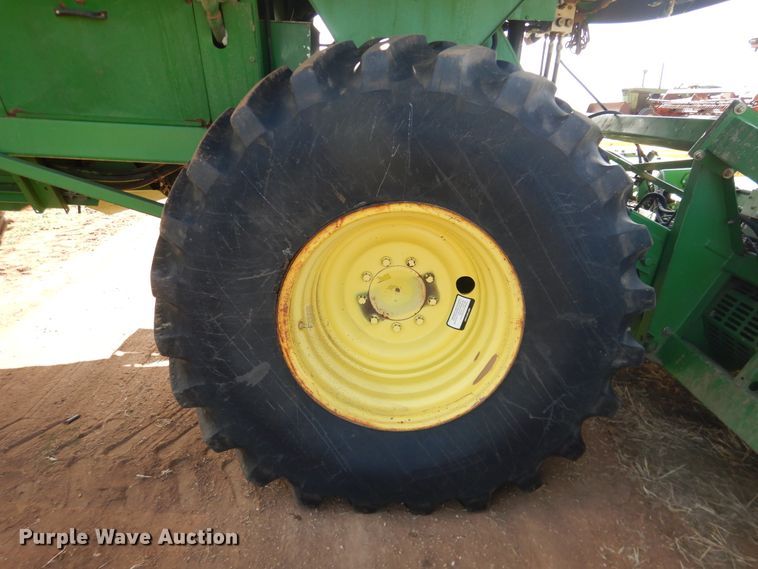 image for item DJ8272 2005 John Deere 7460  cotton stripper