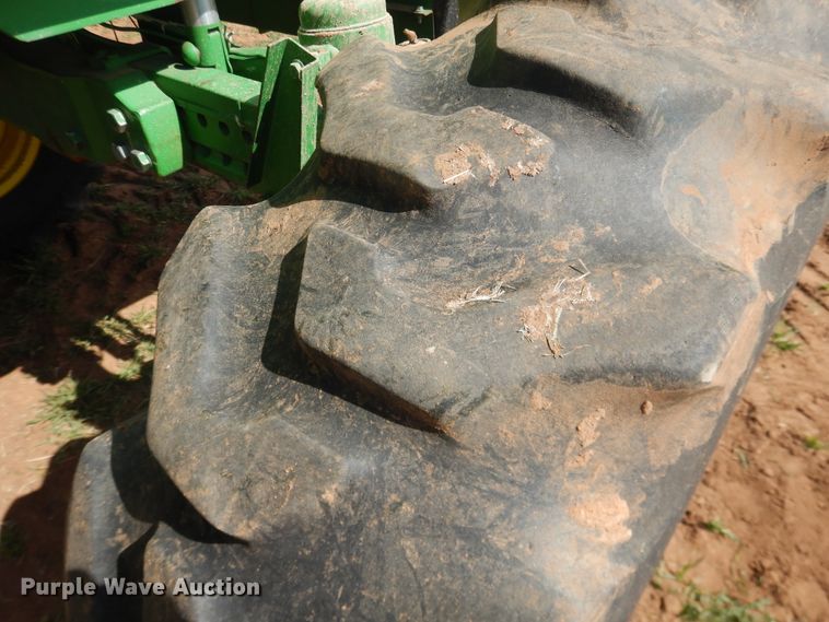 image for item DJ8272 2005 John Deere 7460  cotton stripper