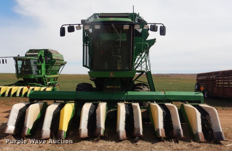 image for item DJ8273 1996 John Deere 7450  cotton stripper
