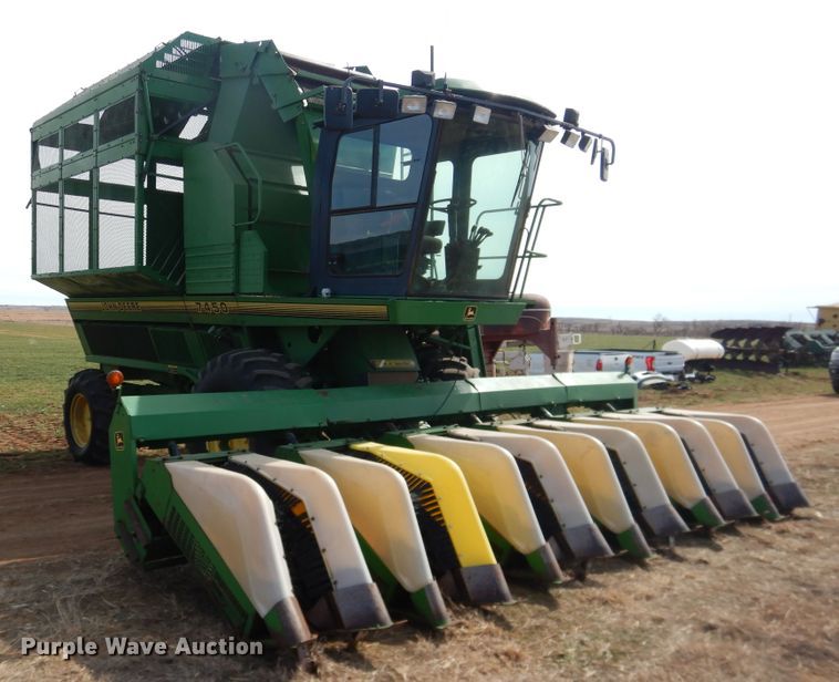 image for item DJ8273 1996 John Deere 7450  cotton stripper