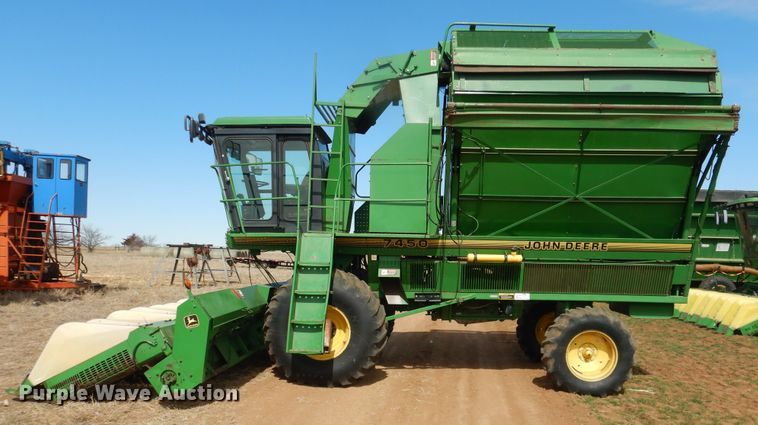 image for item DJ8273 1996 John Deere 7450  cotton stripper