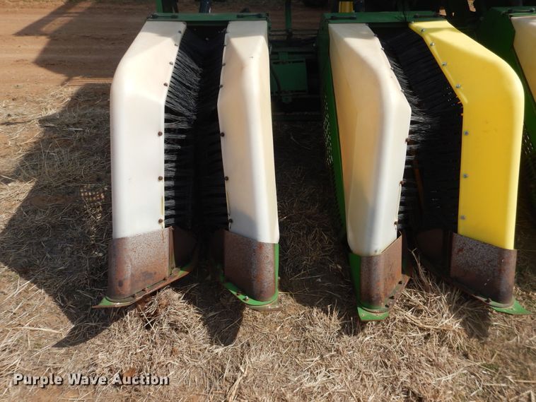 image for item DJ8273 1996 John Deere 7450  cotton stripper