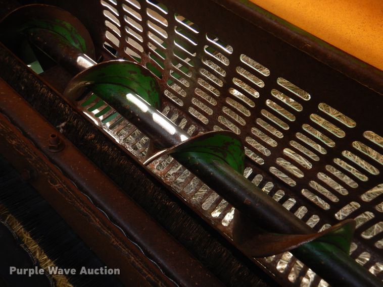 image for item DJ8273 1996 John Deere 7450  cotton stripper