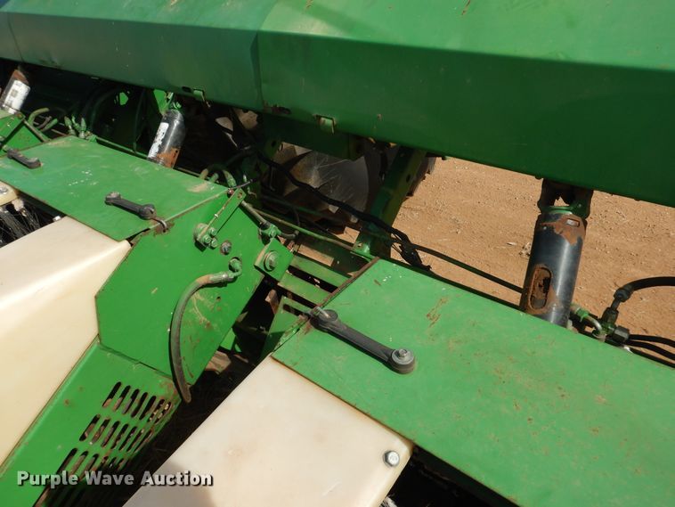 image for item DJ8273 1996 John Deere 7450  cotton stripper