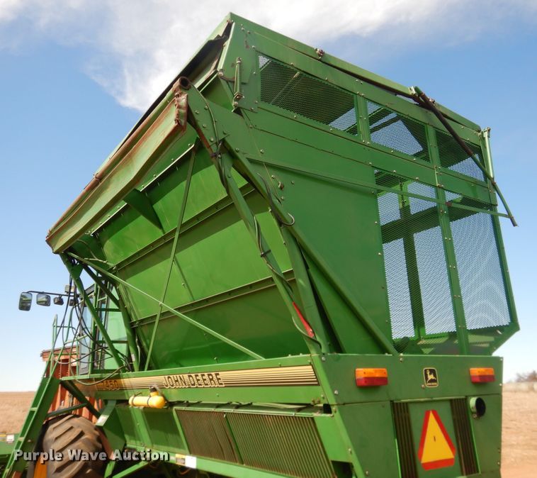 image for item DJ8273 1996 John Deere 7450  cotton stripper