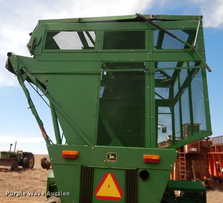 image for item DJ8273 1996 John Deere 7450  cotton stripper