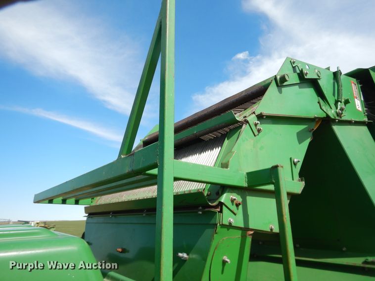 image for item DJ8273 1996 John Deere 7450  cotton stripper