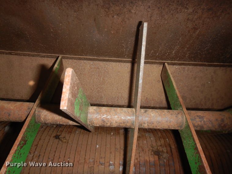 image for item DJ8273 1996 John Deere 7450  cotton stripper