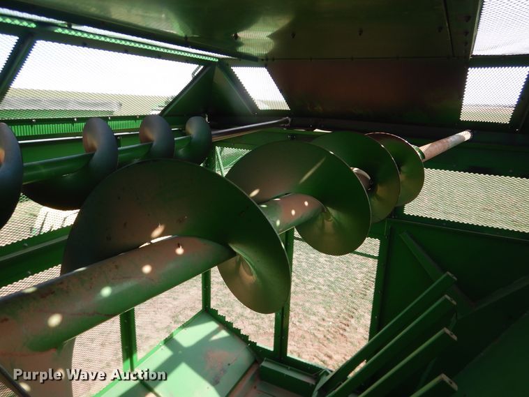 image for item DJ8273 1996 John Deere 7450  cotton stripper