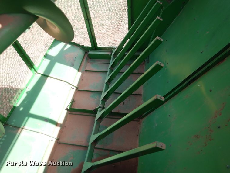 image for item DJ8273 1996 John Deere 7450  cotton stripper