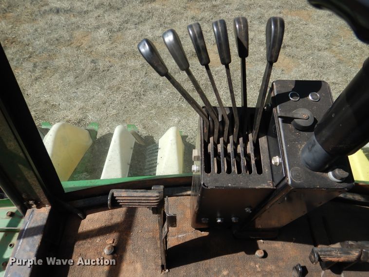 image for item DJ8273 1996 John Deere 7450  cotton stripper