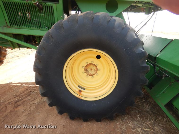 image for item DJ8273 1996 John Deere 7450  cotton stripper