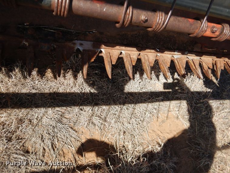 image for item DJ8277 International 5000  windrower