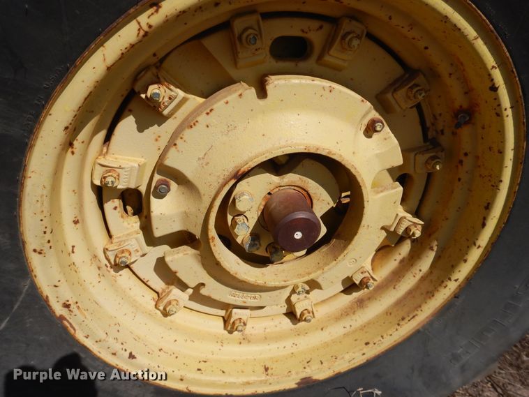 image for item DJ8278 John Deere 5020  tractor