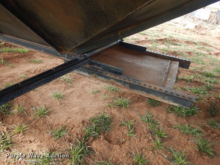 image for item DJ8282 Shop built grain trailer