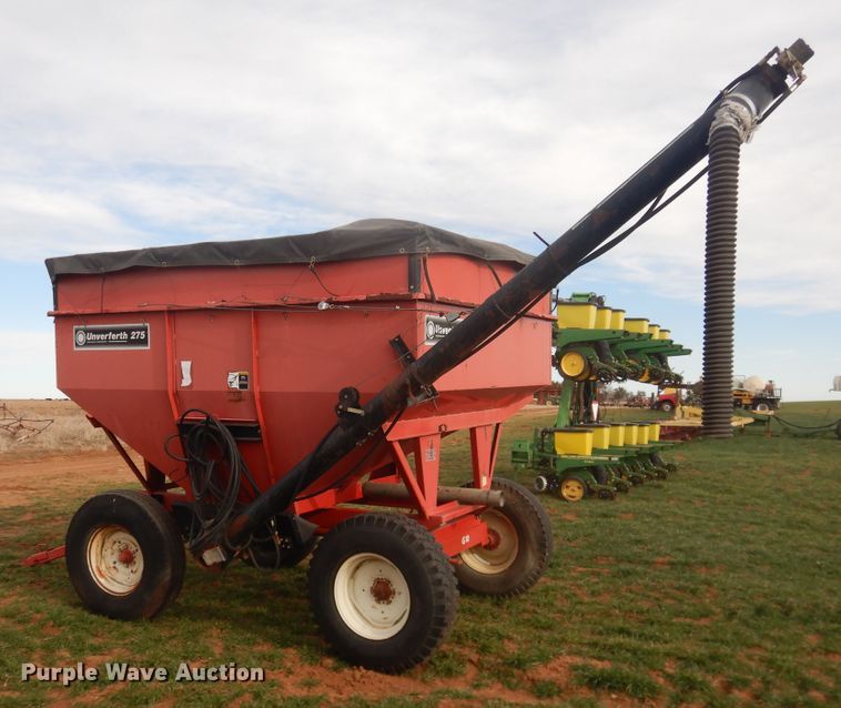 image for item DJ8284 Unverferth GB275  gravity wagon