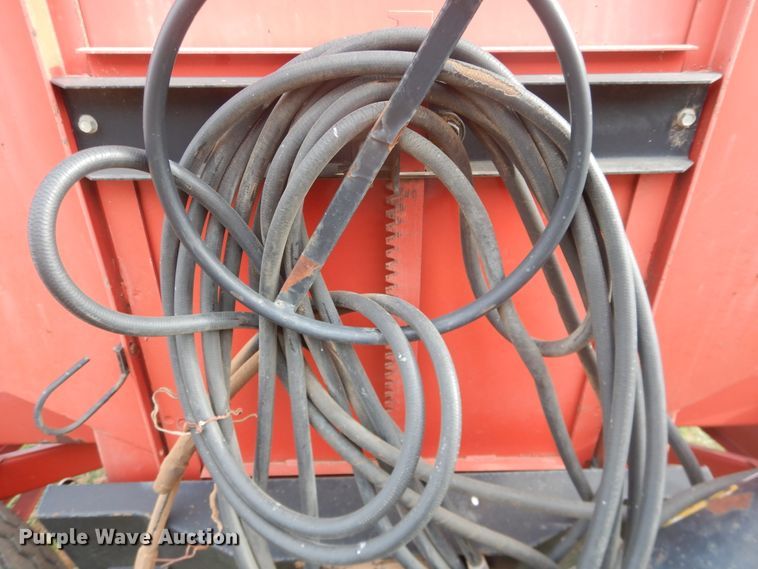 image for item DJ8284 Unverferth GB275  gravity wagon