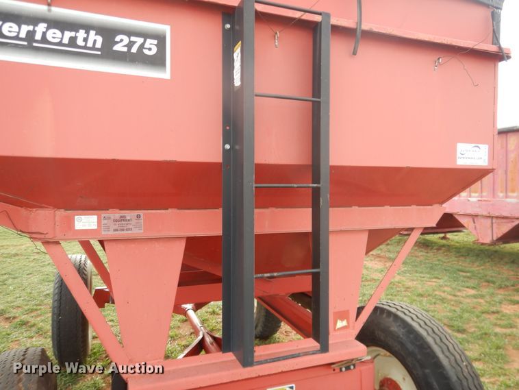 image for item DJ8284 Unverferth GB275  gravity wagon