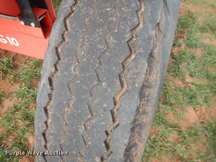 image for item DJ8284 Unverferth GB275  gravity wagon