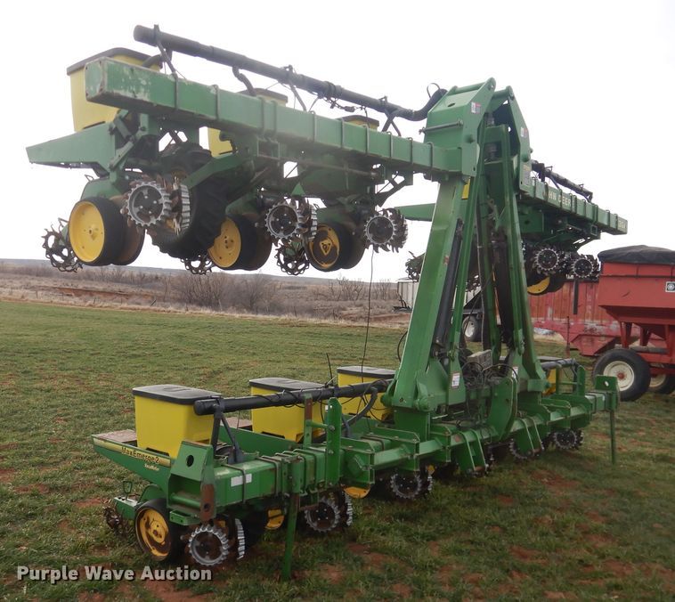 image for item DJ8285 John Deere 7300 Max Emerge 2  planter