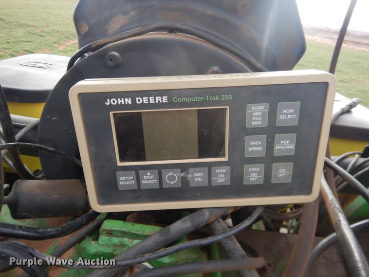 image for item DJ8285 John Deere 7300 Max Emerge 2  planter