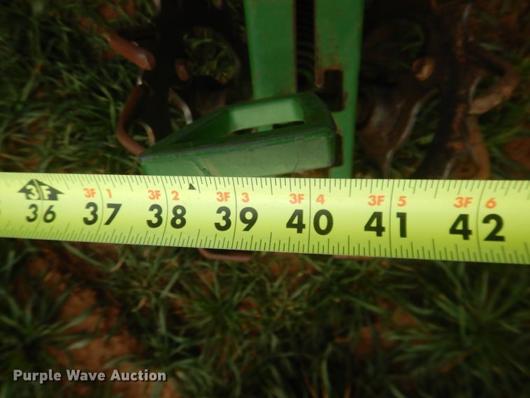 image for item DJ8285 John Deere 7300 Max Emerge 2  planter