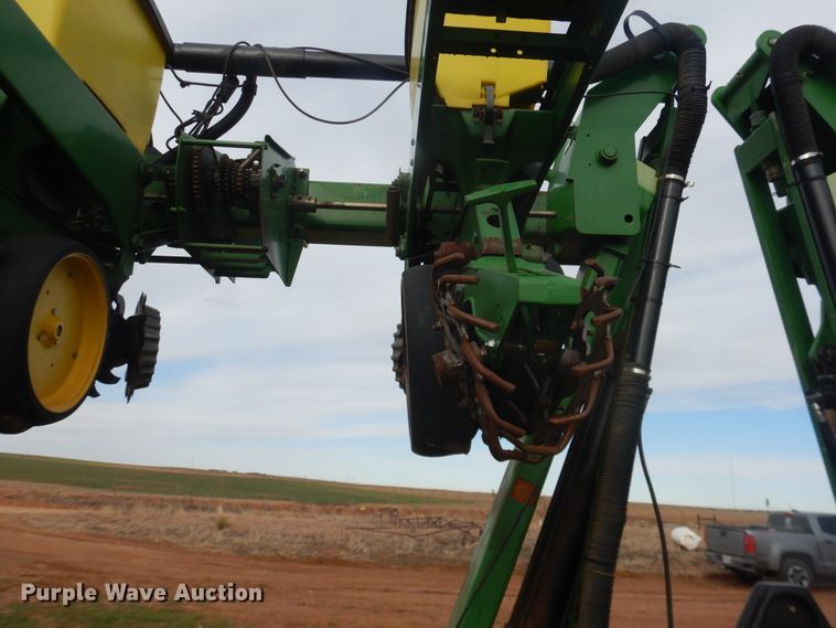 image for item DJ8285 John Deere 7300 Max Emerge 2  planter