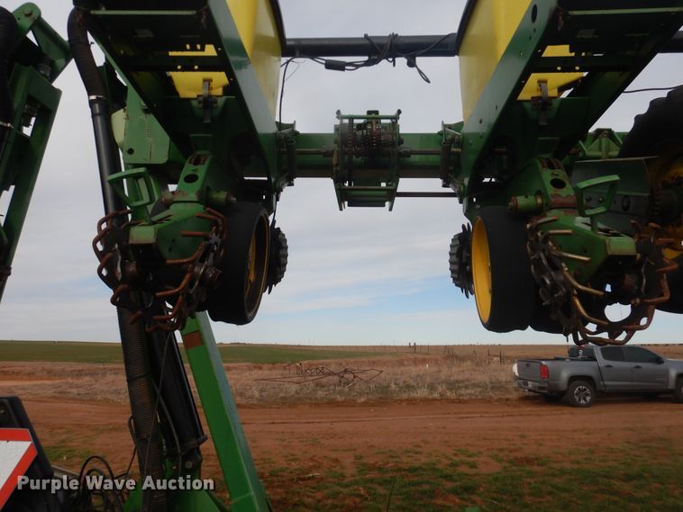 image for item DJ8285 John Deere 7300 Max Emerge 2  planter