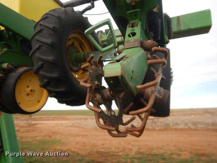 image for item DJ8285 John Deere 7300 Max Emerge 2  planter