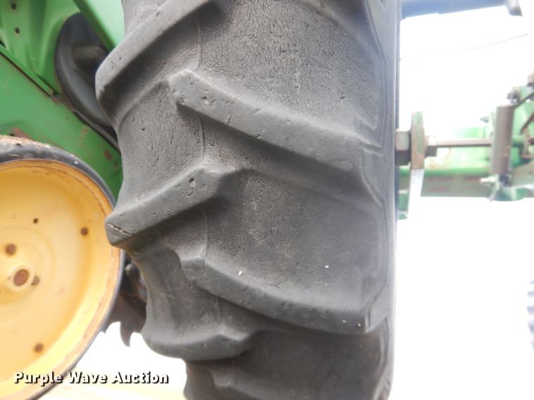 image for item DJ8285 John Deere 7300 Max Emerge 2  planter
