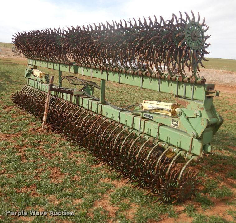 image for item DJ8287 John Deere E0401  rotary hoe