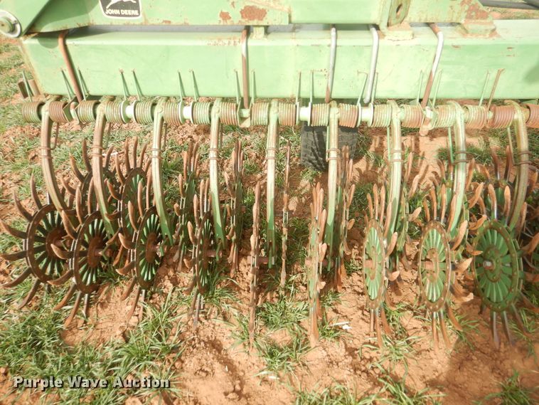 image for item DJ8287 John Deere E0401  rotary hoe