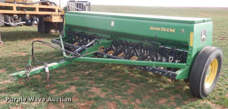 image for item DJ8288 John Deere BD1113  grain drill