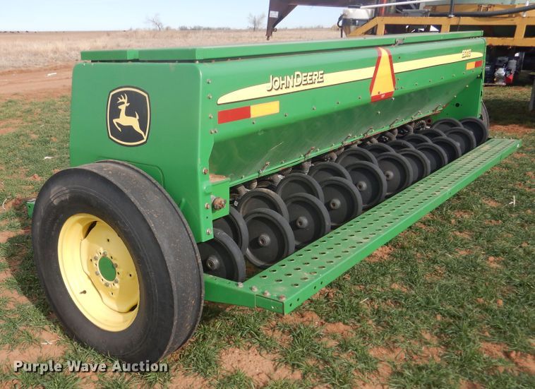 image for item DJ8288 John Deere BD1113  grain drill